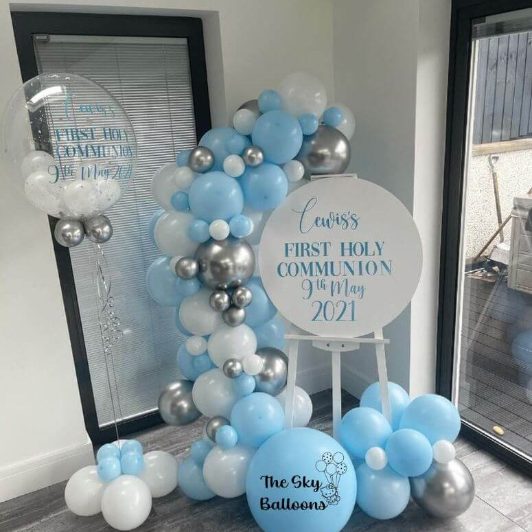 Organic Arch Decoration with Easel Stand