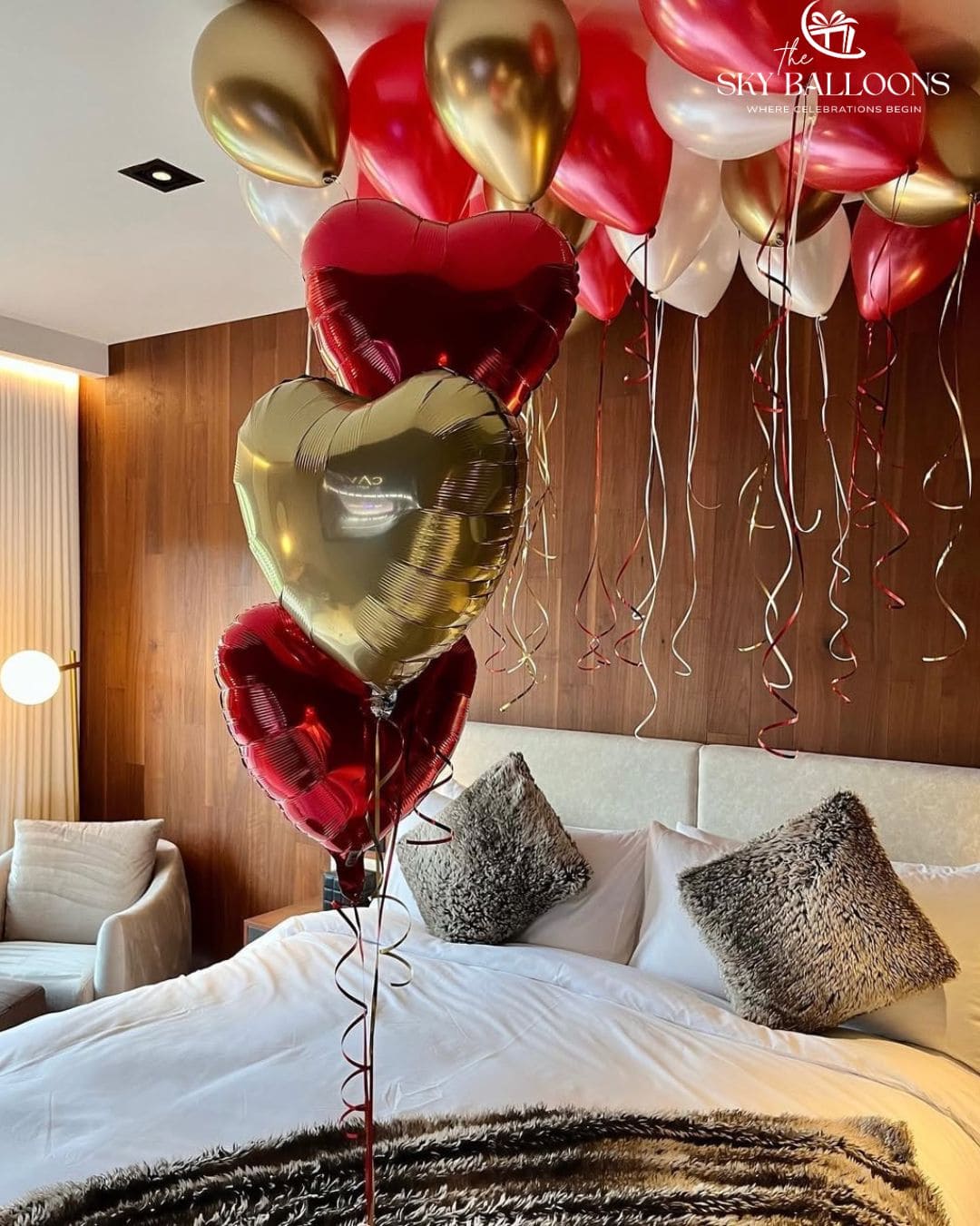 Gorgeous Happy Anniversary Hotel arrangement