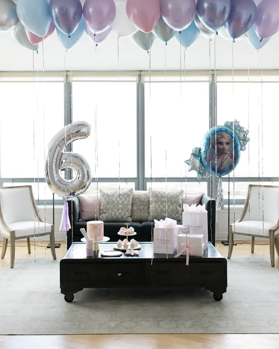 Frozen Birthday Surprise Decor